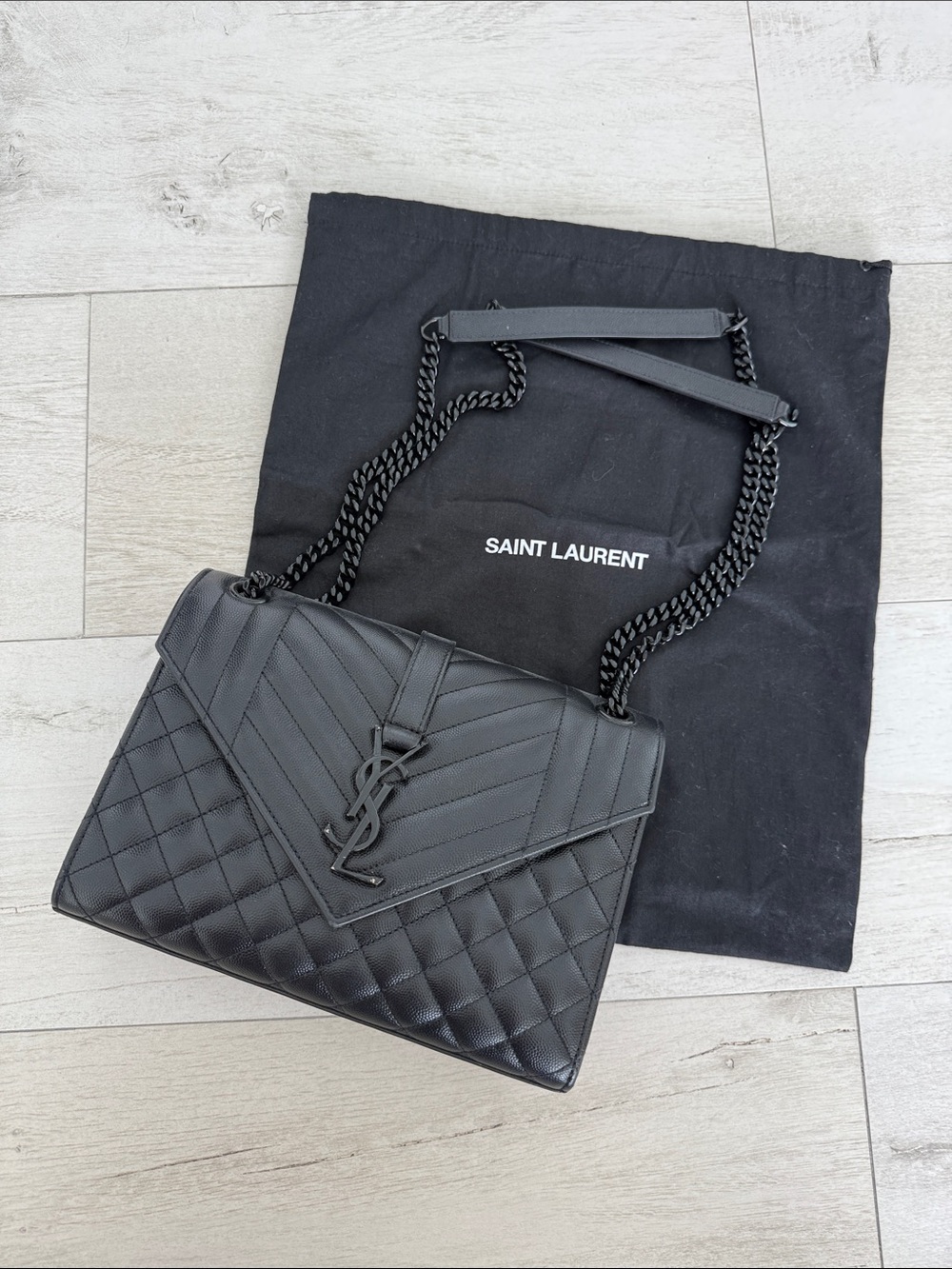 Saint Laurent Black Quilted Leather Chain Bag - Picture 8 of 12